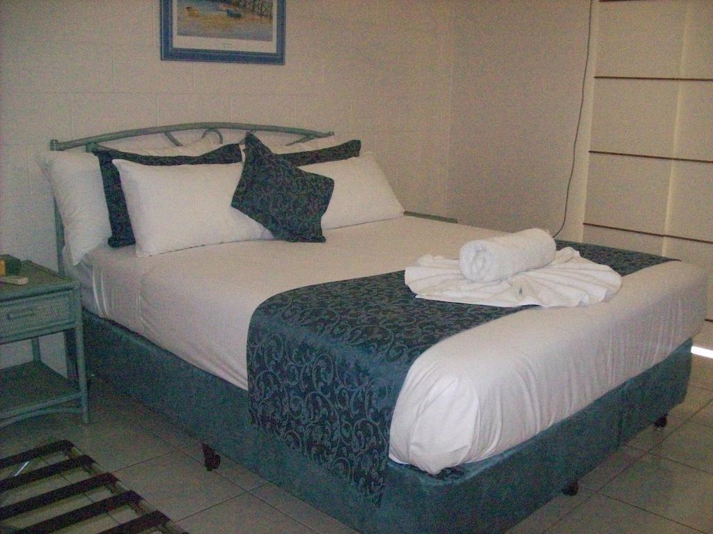 South Gladstone Motel Rom bilde