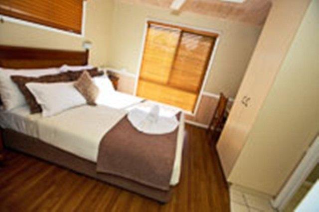South Gladstone Motel Rom bilde