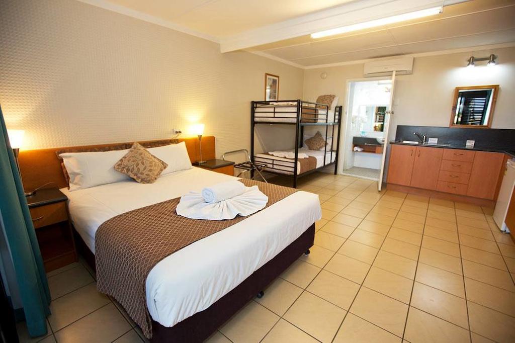 South Gladstone Motel Rom bilde